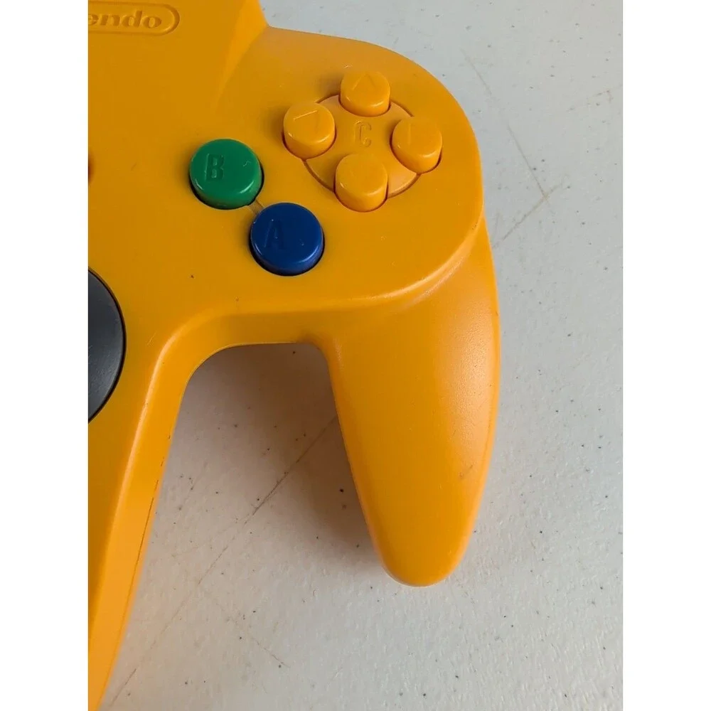 Nintendo N64 Wired Controller Yellow